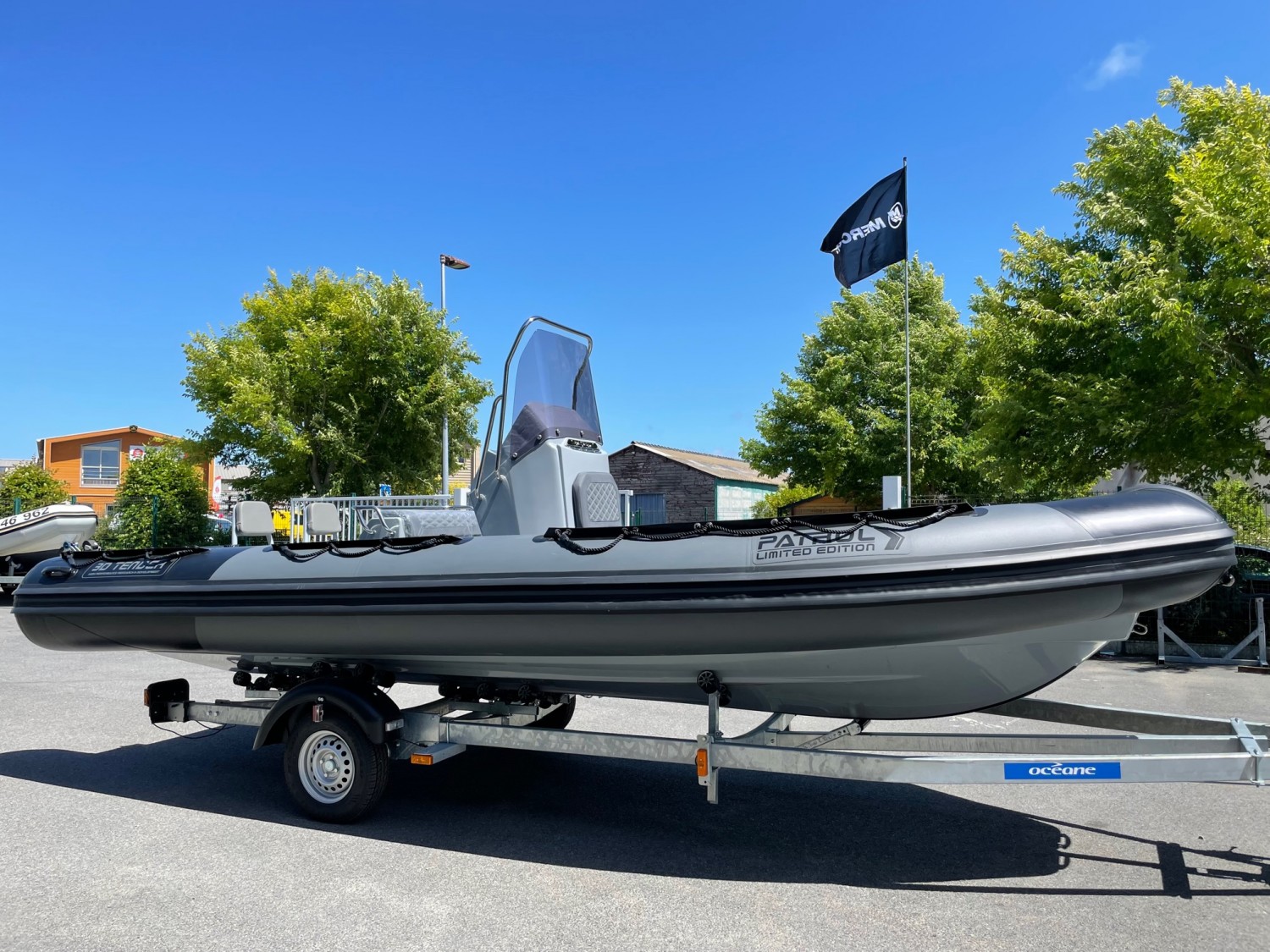 slider 6 3D Tender Patrol 650